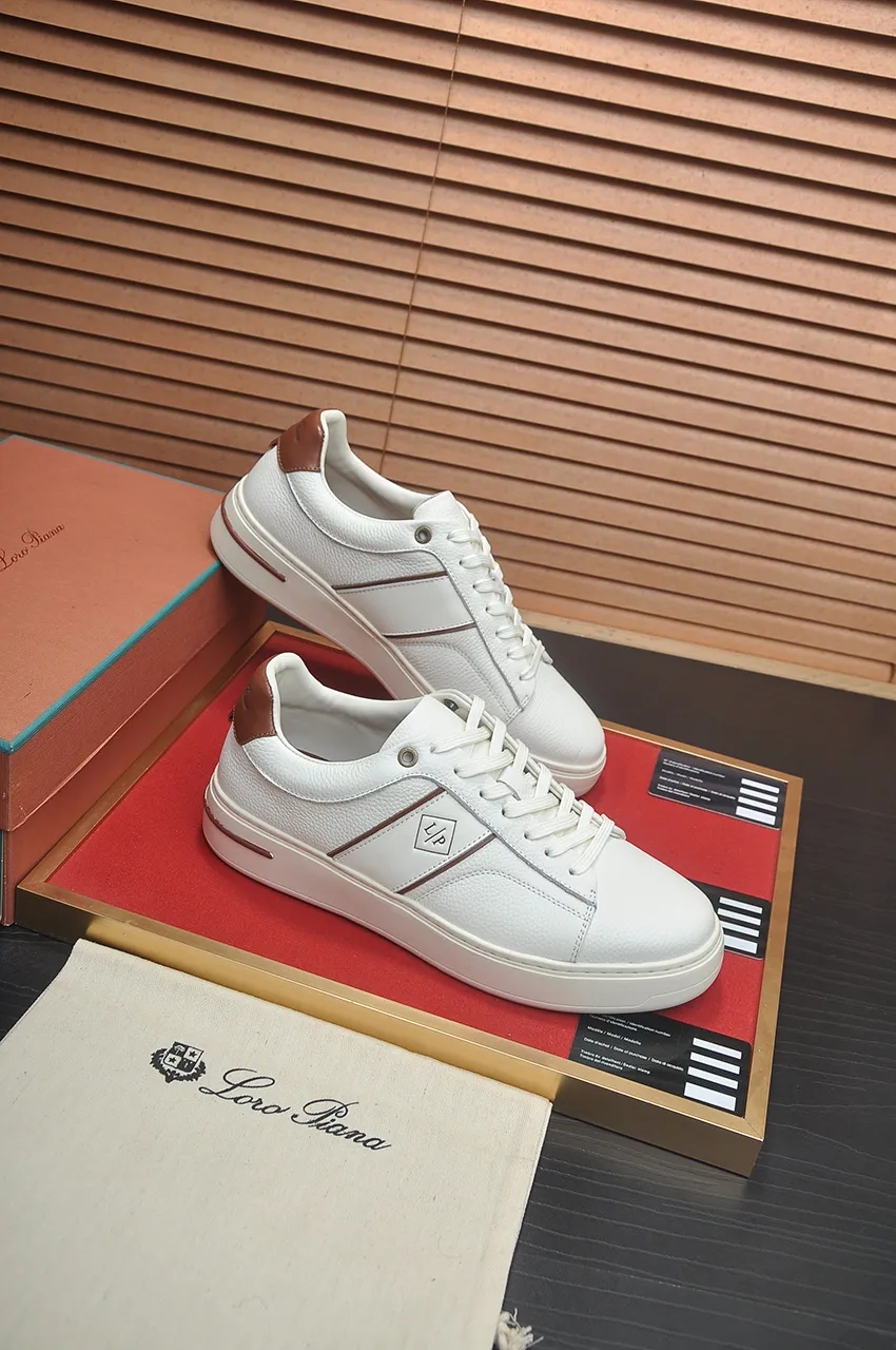 Men's men's shoes 💰580💶[𝐥𝐨𝐫𝐨 𝐏𝐢𝐚𝐧𝐚] lp classic loafers, an Italian treasure brand, the only brand that can match Hermès! Only after wearing it do we realize that we cannot let down our feet. The upper is imported cashmere, the lining of water-dyed cowhide ➕ the cowhide feet, the official original glass rubber outsole, and the pendant. Exclusive original packaging (tag ➕ brand paper ➕ outer box ➕ hand bag) code number: 38-46 (45 46 customized)